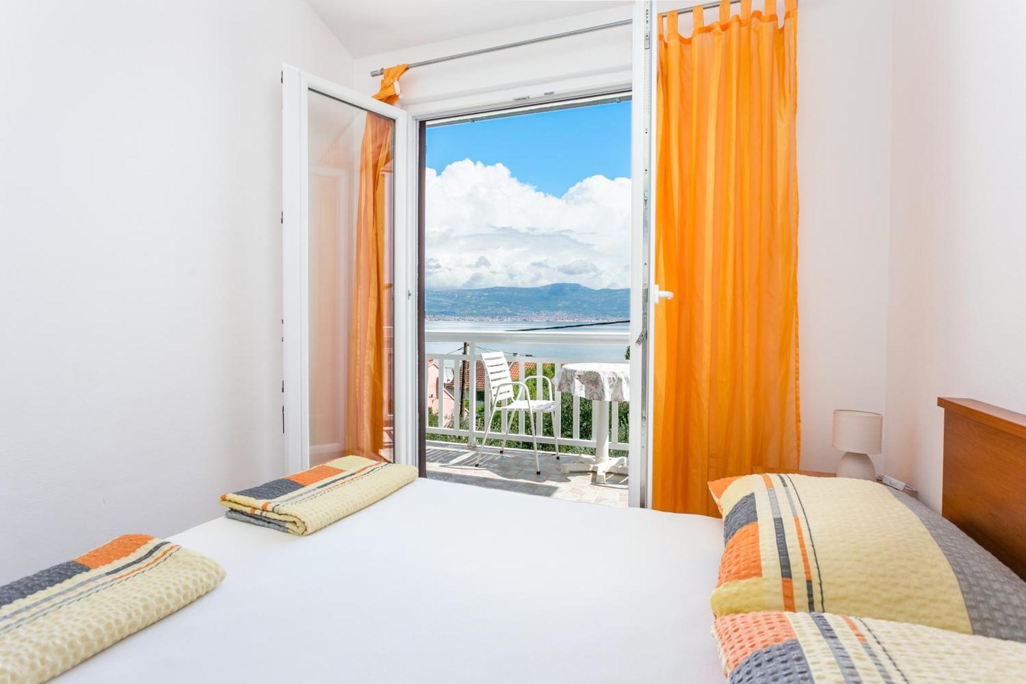 Apartments By The Sea Slatine, Ciovo - 6000 Pokoj fotografie