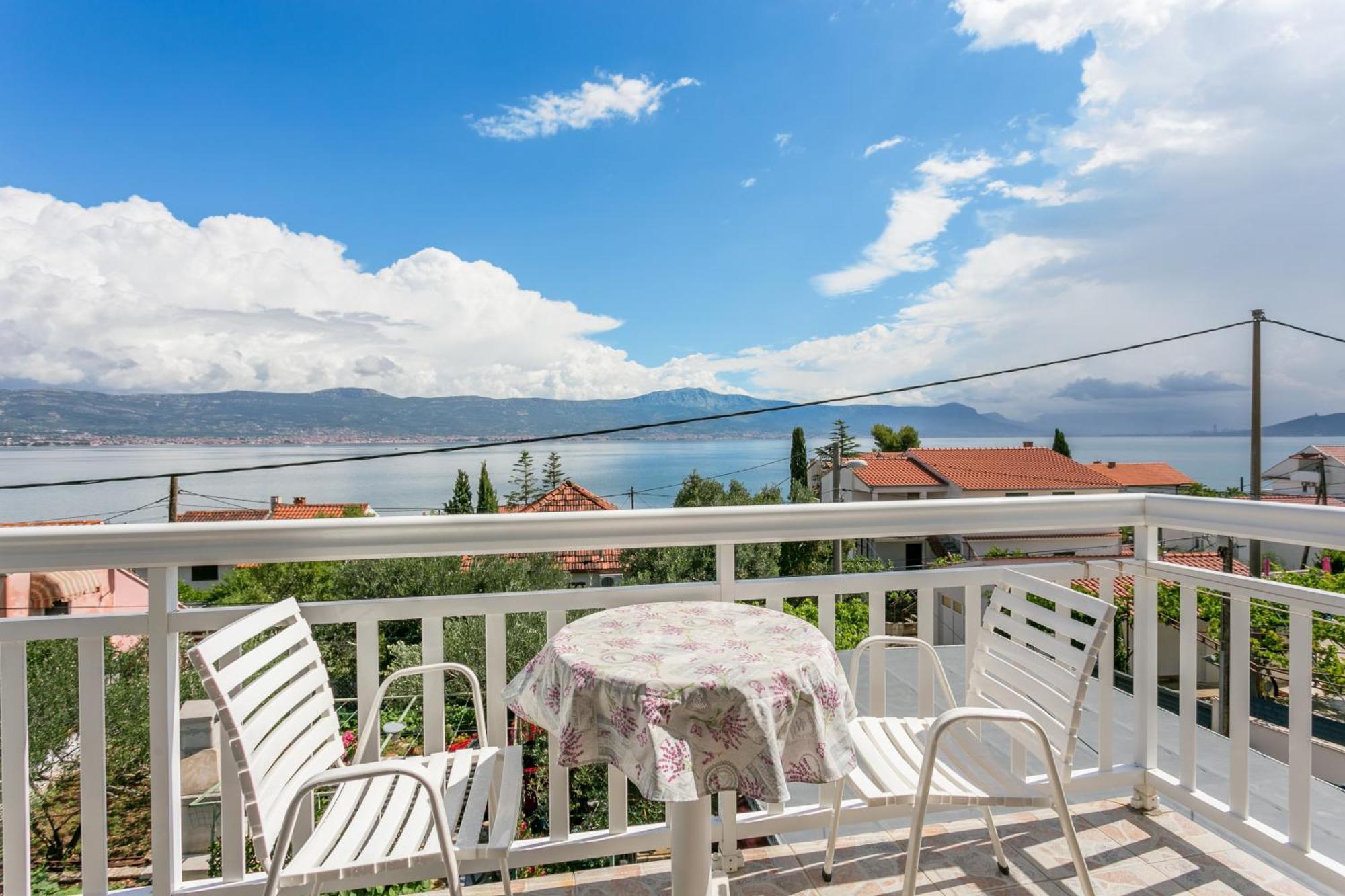 Apartments By The Sea Slatine, Ciovo - 6000 Exteriér fotografie