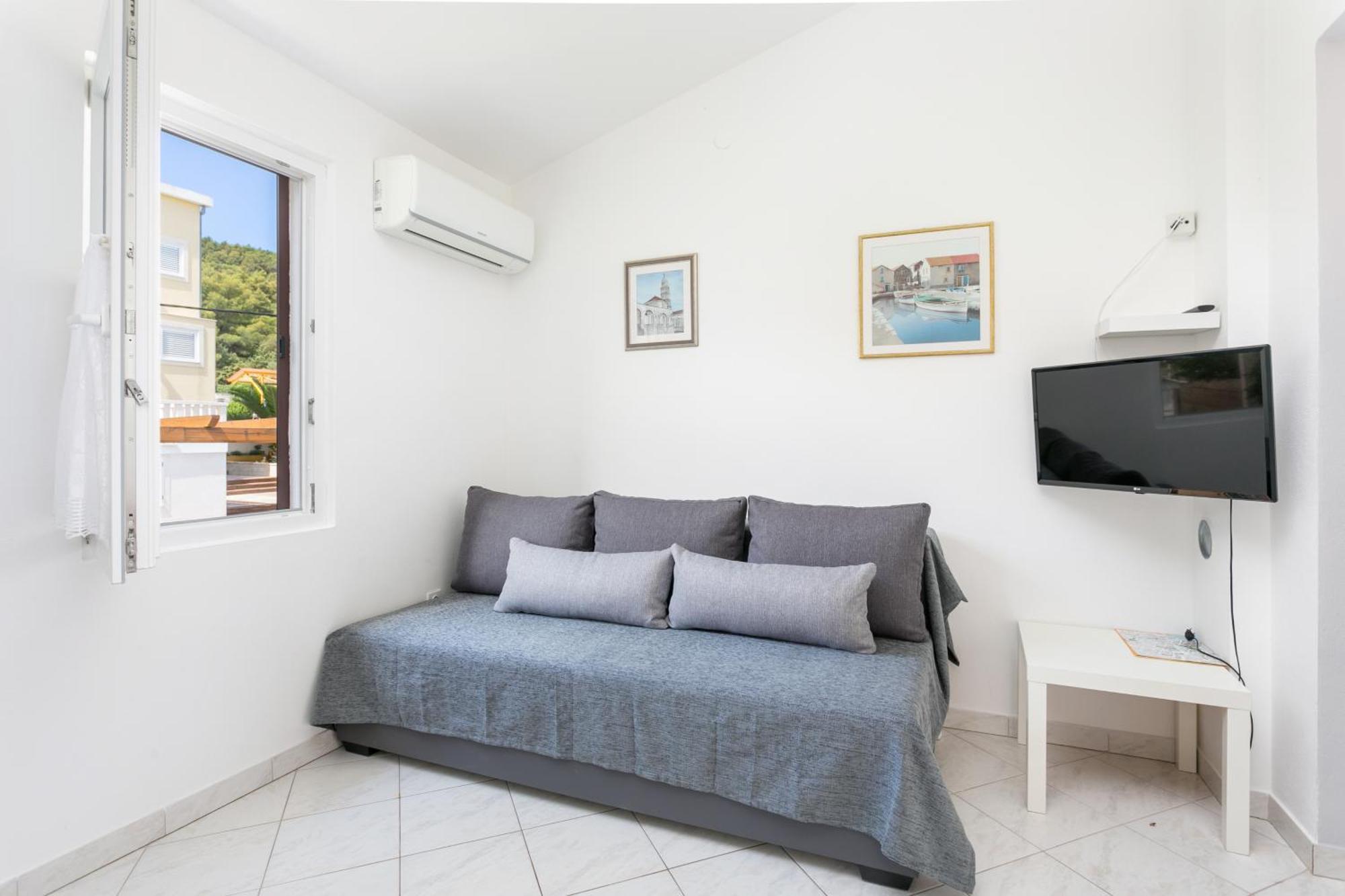 Apartments By The Sea Slatine, Ciovo - 6000 Exteriér fotografie