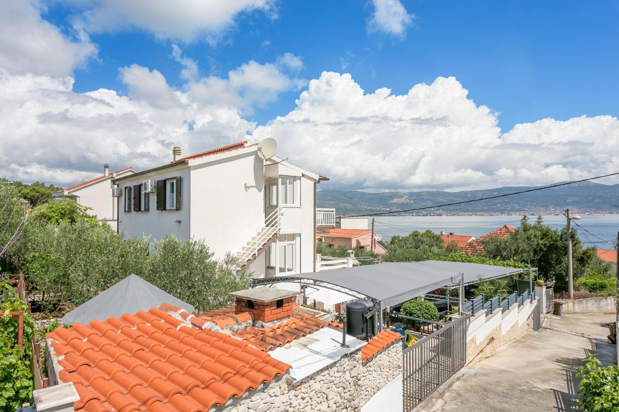 Apartments By The Sea Slatine, Ciovo - 6000 Exteriér fotografie